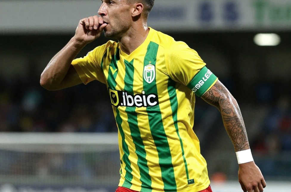 Đêm Istanbul: Galatasaray dựng 'địa ngục', Barcelona mang theo ba ký ức không gục