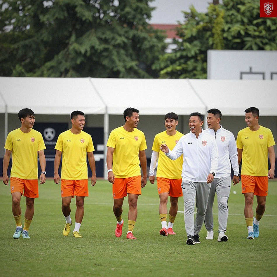 Matsushita phá kỷ lục châu Á 400m hỗn hợp: 4:05.83 Matsushita phá kỷ lục châu Á 400m hỗn hợp: 4:05.83