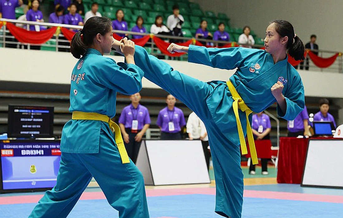 Quyết định trọng tài gây tranh cãi ở chung kết MMA Việt Nam: Khi luật lệ không theo kịp thực tế Quyết định trọng tài gây tranh cãi ở chung kết MMA Việt Nam: Khi luật lệ không theo kịp thực tế