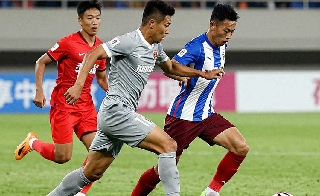 Dưới bảng xếp hạng V.League: Ranh giới giữa dữ liệu và suy đoán