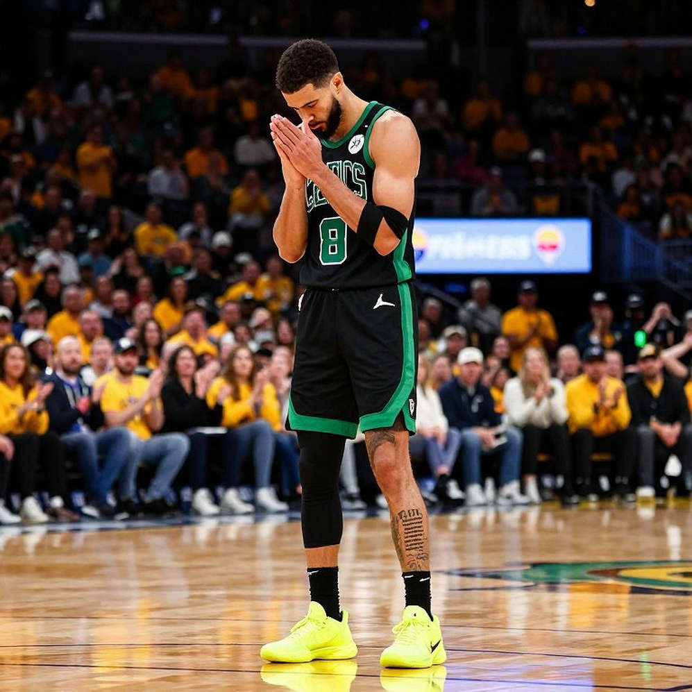 208 Million for Amen Thompson: Are the Houston Rockets Paying for the Future or Buying a Promise? 208 Million for Amen Thompson: Are the Houston Rockets Paying for the Future or Buying a Promise?