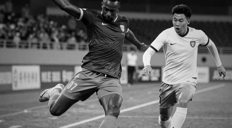 JJ Gabriel và Canh Bạc 16 Tuổi: Khi Manchester United Đứng Trước Ngã Rẽ Của Một Viên Ngọc Thô