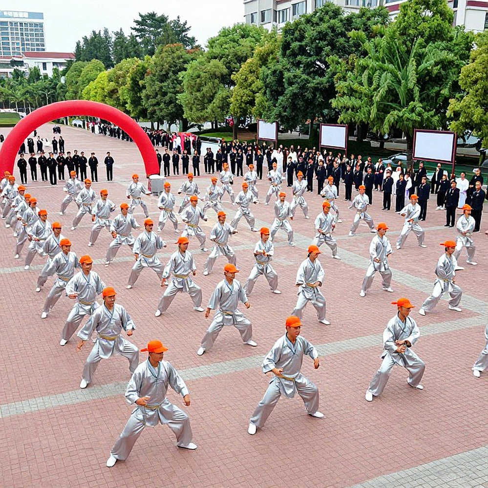Nhịp đập từ khán đài vắng: Khi bảng dữ liệu võ thuật trống, người giữ nhịp không vội viết