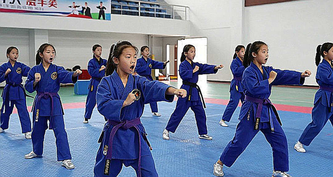 Hải Phòng FC: Từ Khủng Hoảng Sân Khách Đến Lộ Trình Phục Hưng – Bài Học Không Gian Từ Mùa Giải 2026-2026 Hải Phòng FC: Từ Khủng Hoảng Sân Khách Đến Lộ Trình Phục Hưng – Bài Học Không Gian Từ Mùa Giải 2026-2026