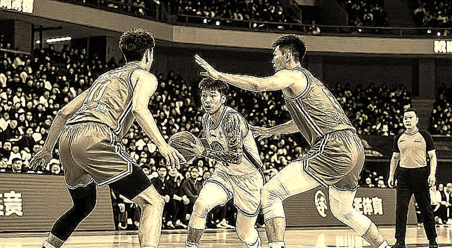 Quentin Peterson tỏa sáng, Pizza Bulls Bordo hạ Körfez Basket trong trận giao hữu Quentin Peterson tỏa sáng, Pizza Bulls Bordo hạ Körfez Basket trong trận giao hữu