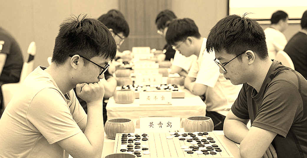 Nước 9...a5 và canh bạc chiến lược trong Phòng thủ Ấn Độ của Vua