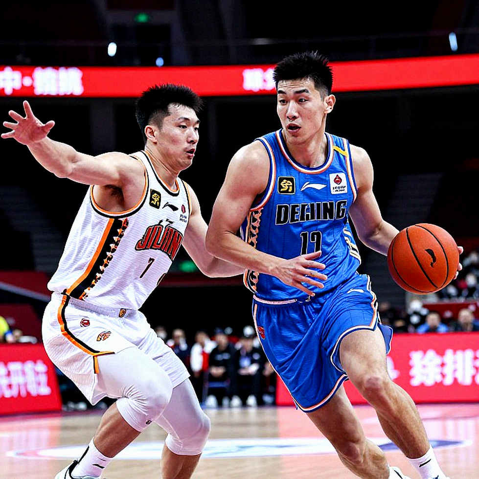 Gilas bước vào kỳ Á vận hội với 11 cầu thủ: Brownlee chưa được bật đèn xanh
