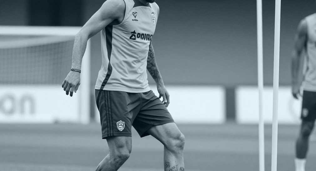 Paxon Ruffin: tài năng 16 tuổi của Rayados đứng giữa hai tấm hộ chiếu