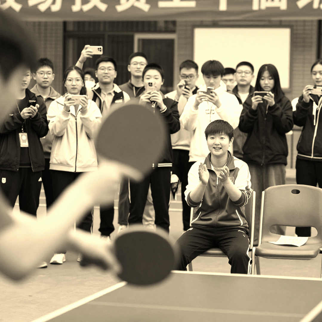 Keighley Table Tennis Centre: Tám bàn đấu và khoảng trống lớn nhất nằm ở người thầy Keighley Table Tennis Centre: Tám bàn đấu và khoảng trống lớn nhất nằm ở người thầy