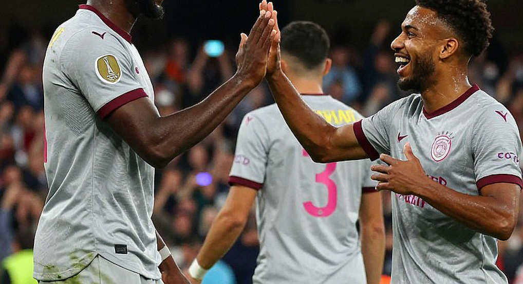 Tây Ban Nha 3-2 Anh tại Wembley: chuỗi 39 trận bất bại được treo trên một cột dọc