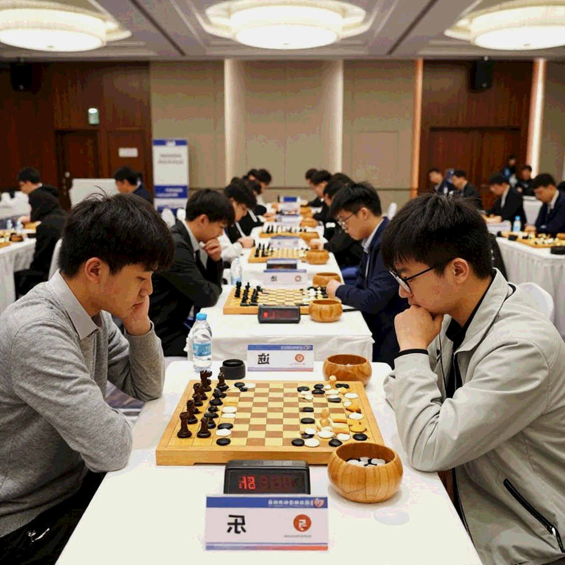 Scandinavian Defense và chân dung kép của một nước khai cuộc: Carlsen bán, Larsen làm bệ đỡ